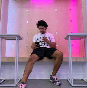 Meet your Posher, John fx